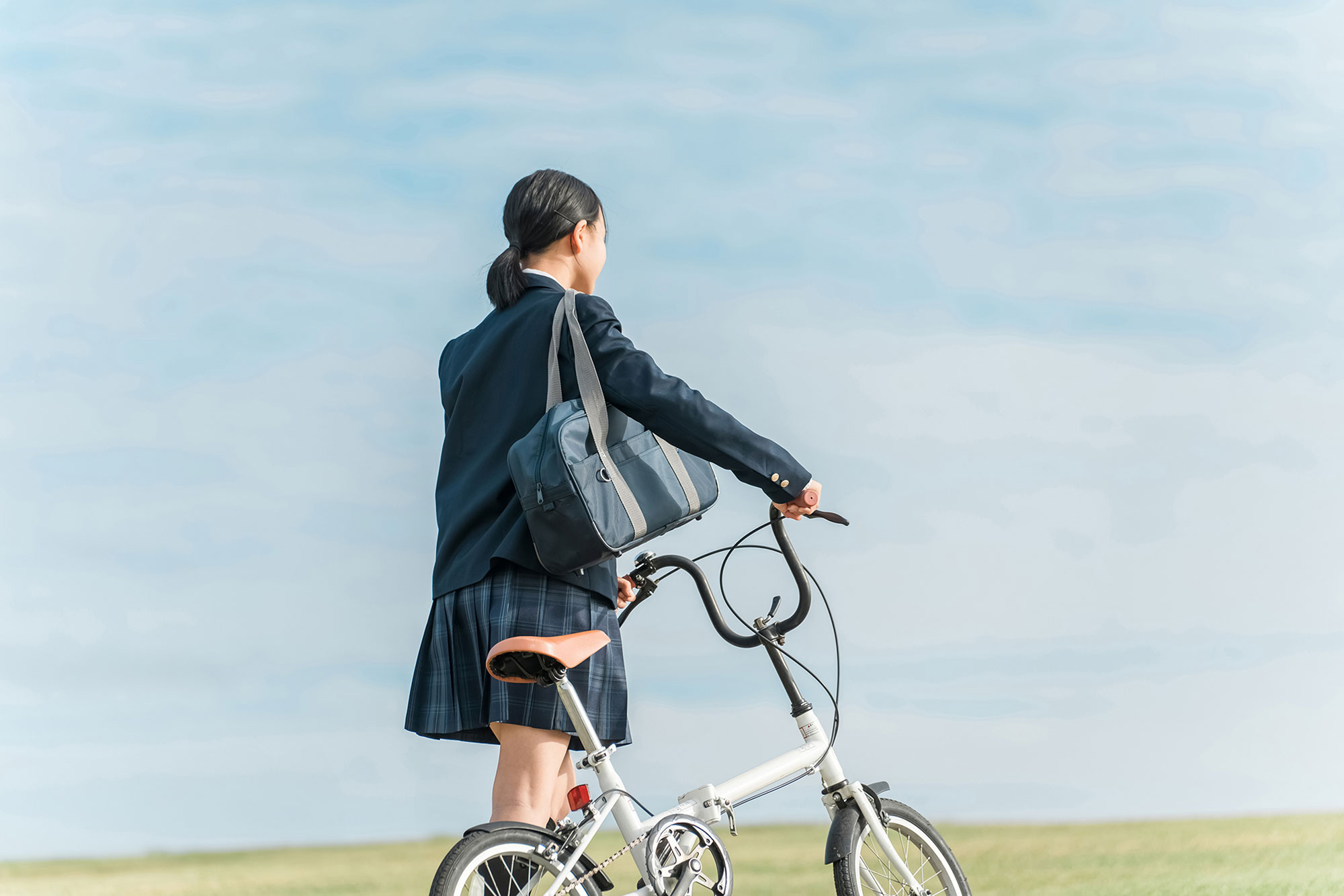中学生自転車の帰り道
